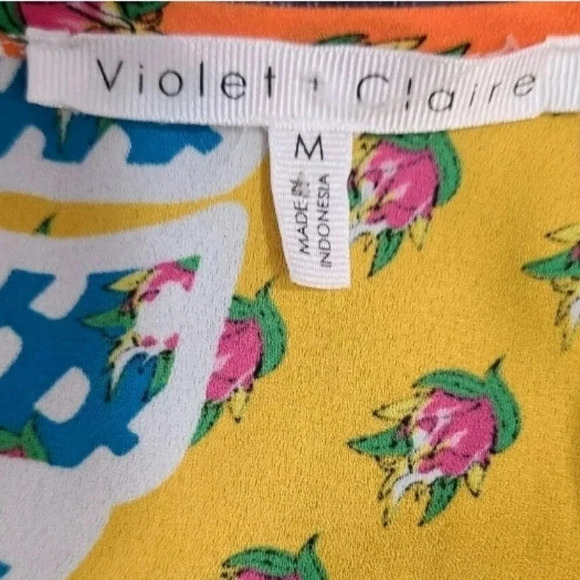 Violet & Claire Women's Tank Top Blouse Medium - Picture 4 of 4